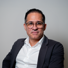 CLINICA_LLANOS_AJUSTE_SITE_EQUIPE_DR_ALEXANDRE_LLANOS_V1_KELLY
